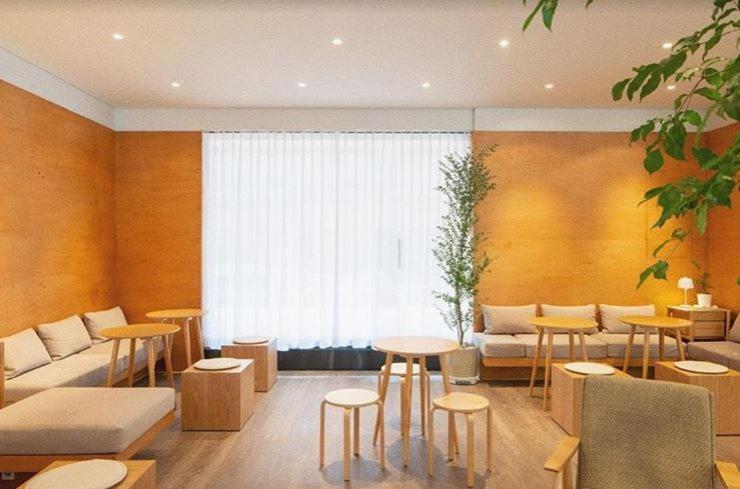 Upflo House Dangsan - All You Can Enjoy 2*