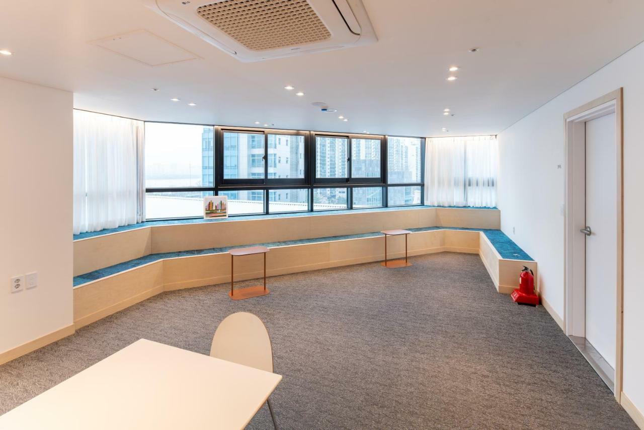 Upflo House Dangsan - All You Can Enjoy 2* Seoul