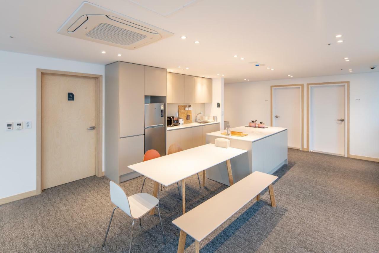 Upflo House Dangsan - All You Can Enjoy
